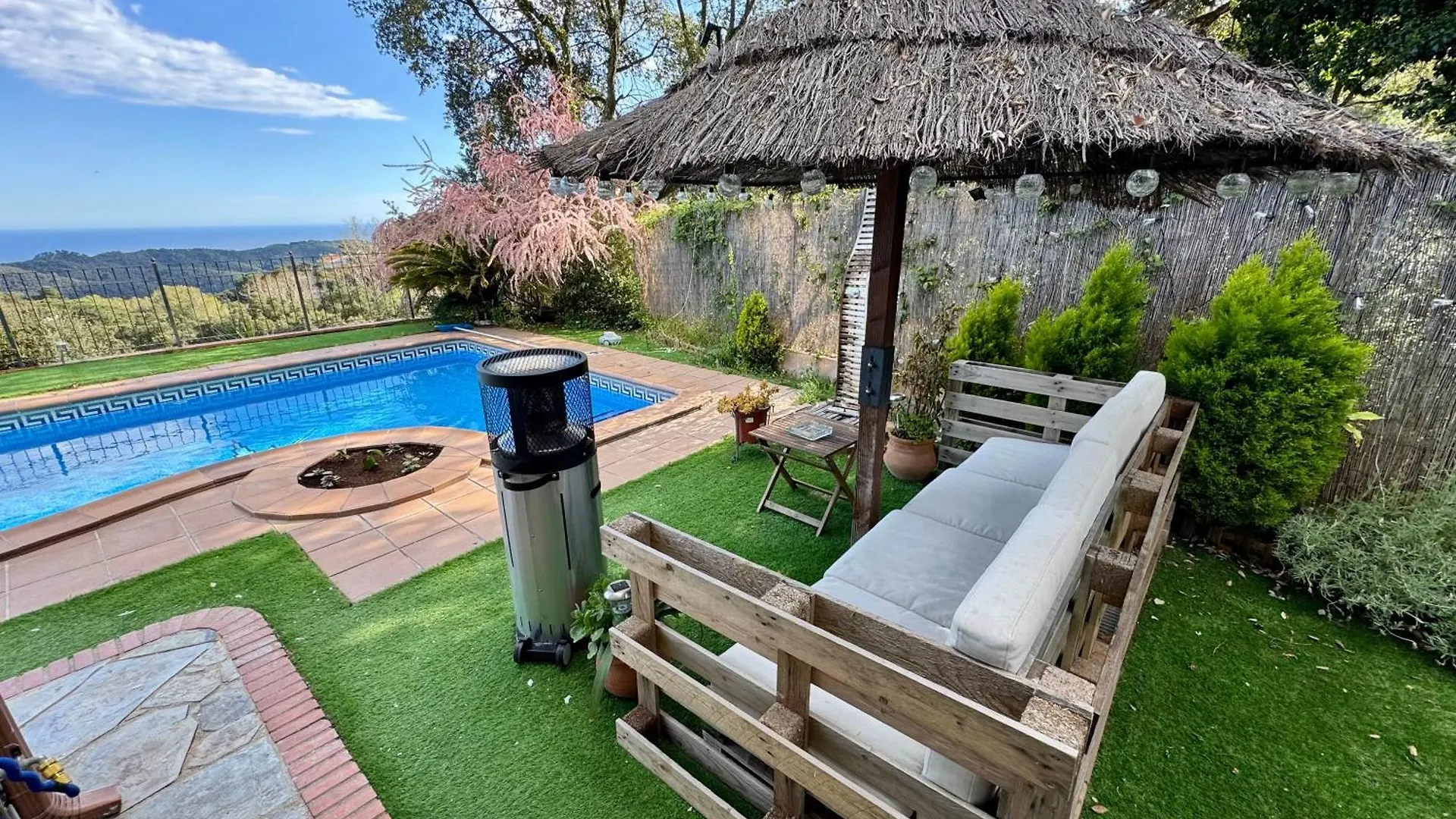 Casa Paraíso Piscina Tranquilidad Sant Cebrià de Vallalta Сasa de vacaciones