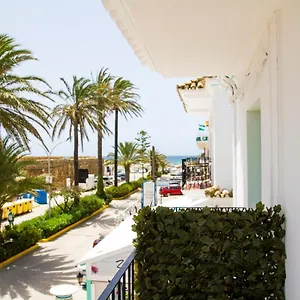 apartamentos-avenida-playa.es-andalucia.com/