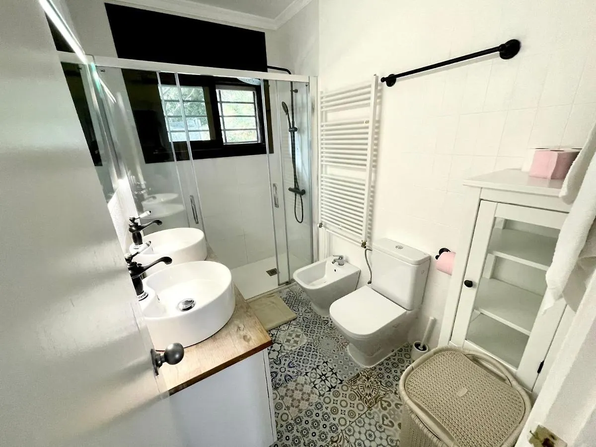 펜션 Casa Paraiso Piscina Tranquilidad Sant Cebrià de Vallalta 스페인